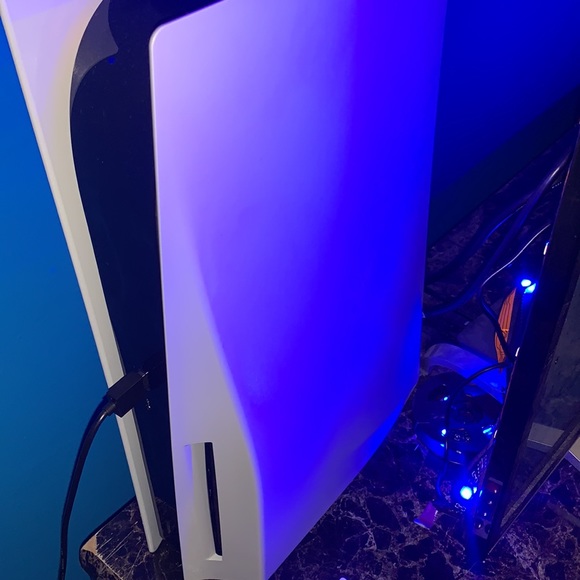 PS5 DISK VERSION - Picture 3 of 4